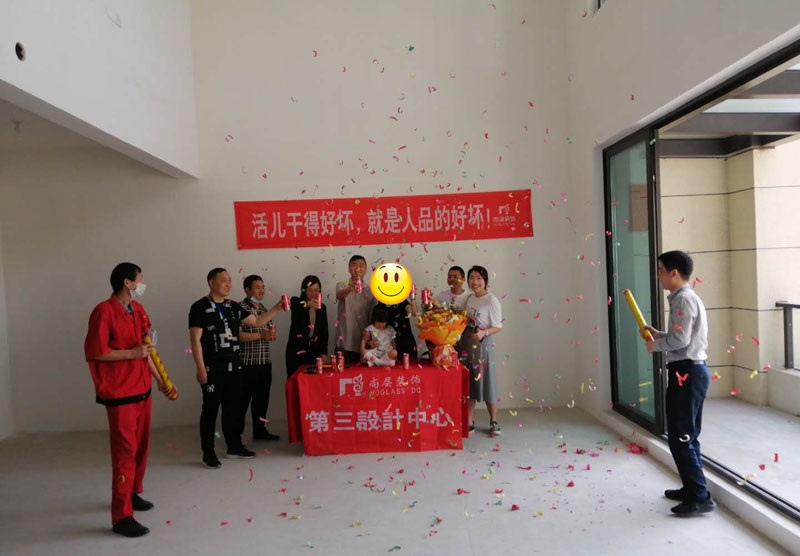 成都宸光和悦别墅装修工地开工