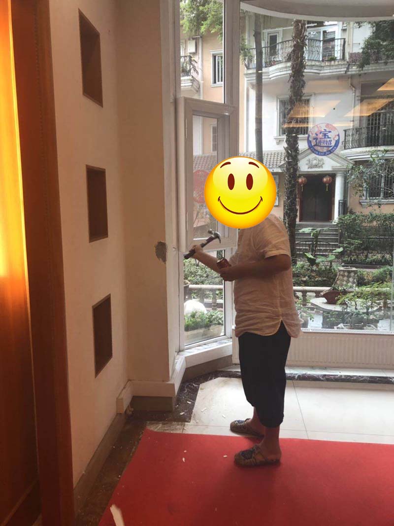 成都青羊区御都花园别墅装修业主杨先生敲响开工